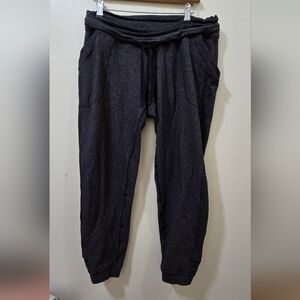 Lululemon jogger 10